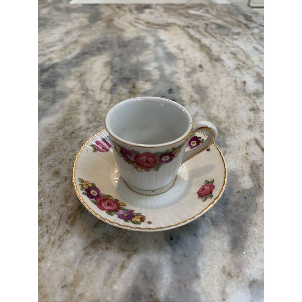 Child’s Floral Tea Cup - Picture 2 of 10